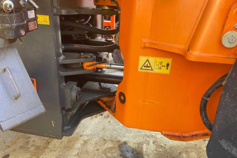 OmecoHub - Immagine DOOSAN DL300